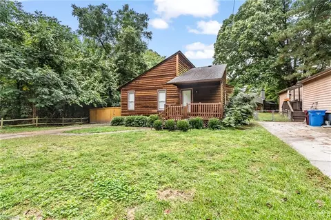 Exterior - 2344 Paramont Ave, Chesapeake, VA 23325 photo 13 of 13
