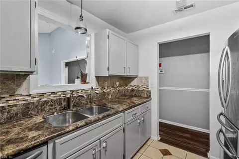 Kitchen - 2344 Paramont Ave, Chesapeake, VA 23325 photo 4 of 4