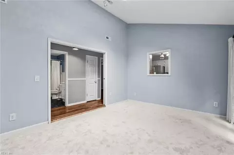 Living - 2344 Paramont Ave, Chesapeake, VA 23325 photo 4 of 4