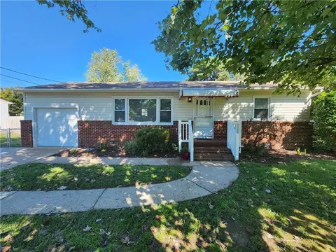 5916 Sellger Dr, Norfolk, VA 23502