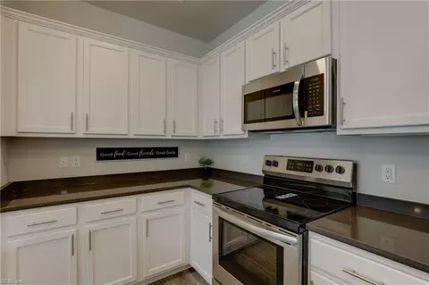 1027 White Marsh Rd, Suffolk, VA 23434 photo 18