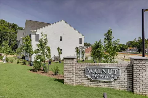 1027 White Marsh Rd, Suffolk, VA 23434 photo 6