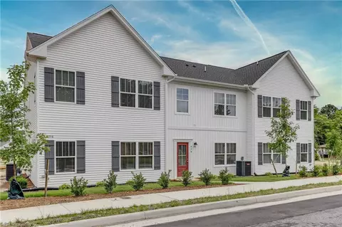 1027 White Marsh Rd, Suffolk, VA 23434 photo 33