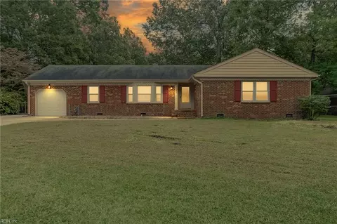1605 Emberhill Ct, Chesapeake, VA 23321