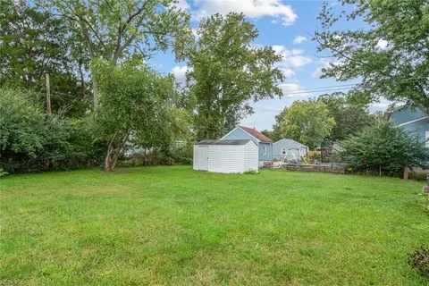Exterior - 112 Valirey Dr, Hampton, VA 23669 photo 7 of 7