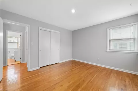 Bedroom - 112 Valirey Dr, Hampton, VA 23669 photo 4 of 8