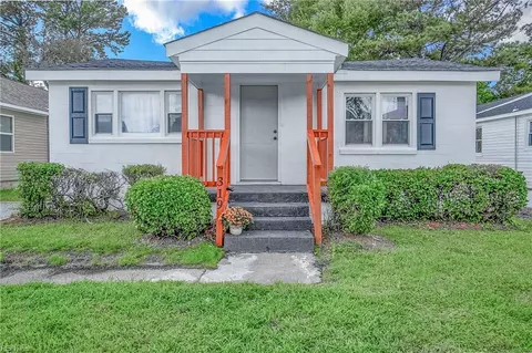 319 Bullock St, Suffolk, VA 23434