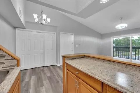 41 Haverford Ct, Hampton, VA 23666 photo 5
