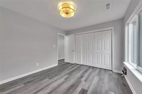 41 Haverford Ct, Hampton, VA 23666 photo 13