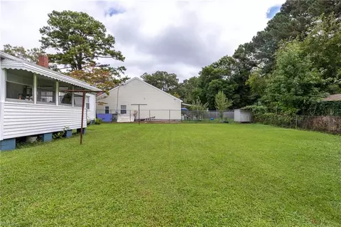 Exterior - 1235 Picadilly St, Norfolk, VA 23513 photo 3 of 6