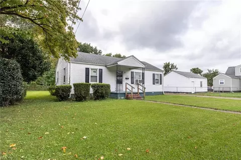 Exterior - 1235 Picadilly St, Norfolk, VA 23513 photo 1 of 6
