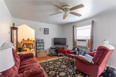Living - 1235 Picadilly St, Norfolk, VA 23513 photo 2 of 2