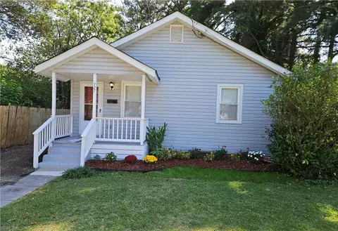 727 Earl St, Norfolk, VA 23503