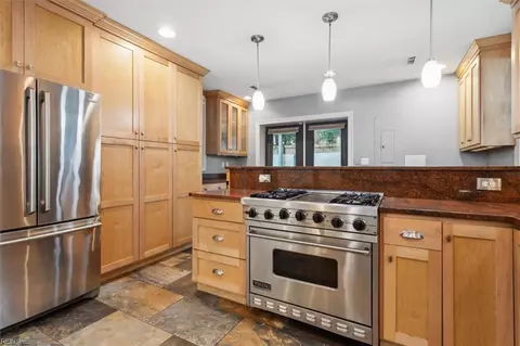 1137 Manchester Ave, Norfolk, VA 23508