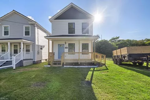 Exterior - 1224 Perry St, Chesapeake, VA 23324 photo 4 of 7