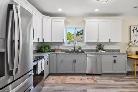 Kitchen - 1224 Perry St, Chesapeake, VA 23324 photo 2 of 5