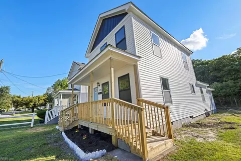 Exterior - 1224 Perry St, Chesapeake, VA 23324 photo 2 of 7