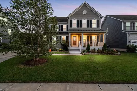 766 Arbuckle St, Chesapeake, VA 23323