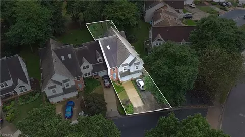 View/Area - 1301 Eagles Trace Path #D, Chesapeake, VA 23320 photo 3 of 4