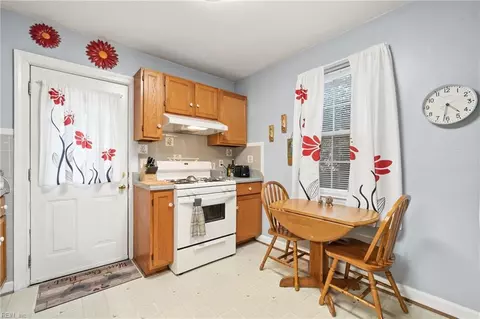 5207 Texas Ave, Norfolk, VA 23513 photo 9