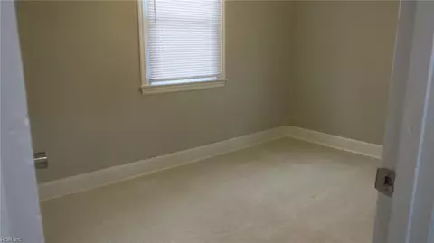 310 Cooper St, Hampton, VA 23669 photo 10