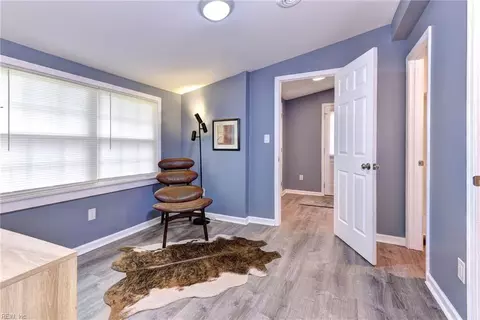 Entry Way - 720 Norwood Cir, Hampton, VA 23661 photo 3 of 3