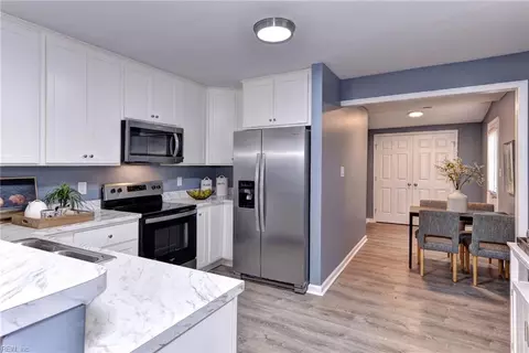 Kitchen - 720 Norwood Cir, Hampton, VA 23661 photo 2 of 3