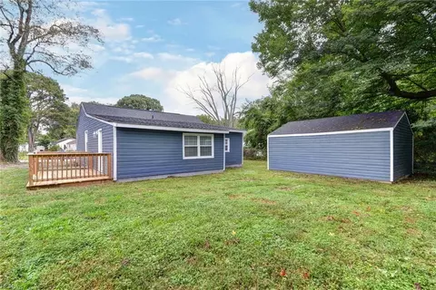 Exterior - 720 Norwood Cir, Hampton, VA 23661 photo 5 of 6