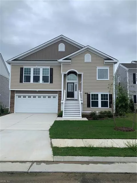 118 Corcoran Ln, Suffolk, VA 23434