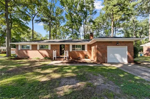 5636 Sedgemoor Rd, Virginia Beach, VA 23455