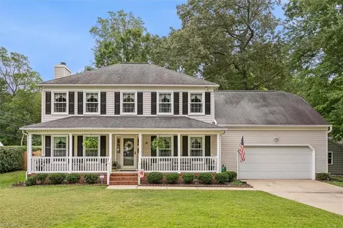 81 Hermitage Rd, Newport News, VA 23606