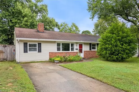 4882 Euclid Rd, Virginia Beach, VA 23462