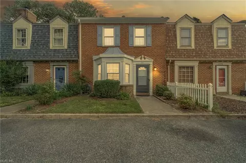 1202 Cedar Mill Sq, Chesapeake, VA 23320