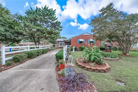 79 Basswood Dr, Newport News, VA 23601