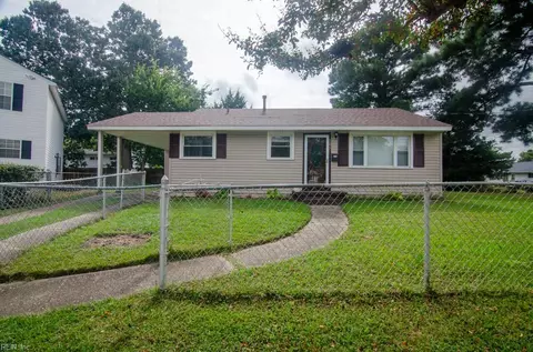 Exterior - 5377 Beth Ct, Norfolk, VA 23502 photo 1 of 4