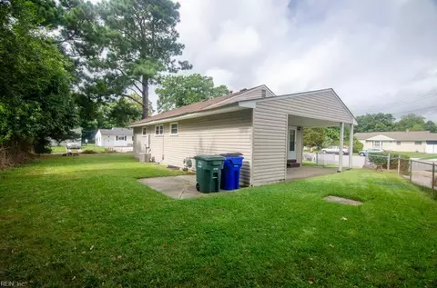 Exterior - 5377 Beth Ct, Norfolk, VA 23502 photo 3 of 4