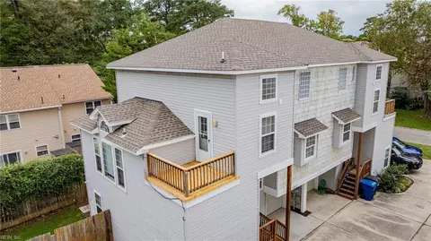 4827 Lake Dr, Virginia Beach, VA 23455