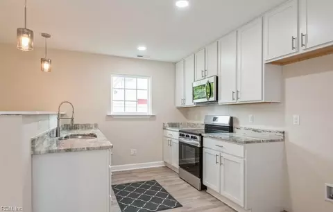 241 Greenbriar Ave, Hampton, VA 23661 photo 4