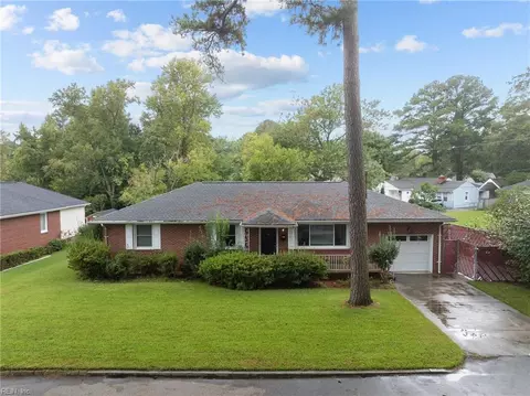845 Townsend Pl, Norfolk, VA 23502