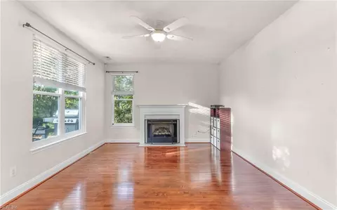 403 Adorn Ct, Suffolk, VA 23434 photo 2
