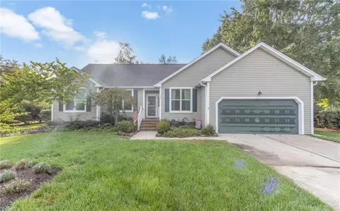 403 Adorn Ct, Suffolk, VA 23434