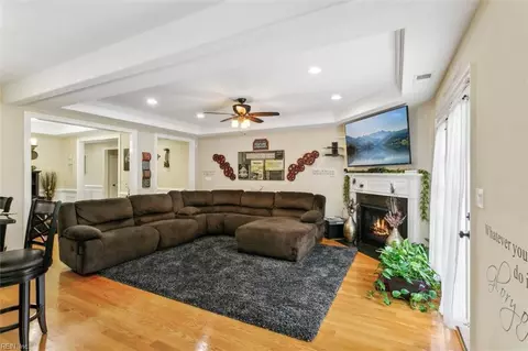 24 Palisade Pt, Hampton, VA 23666 photo 9