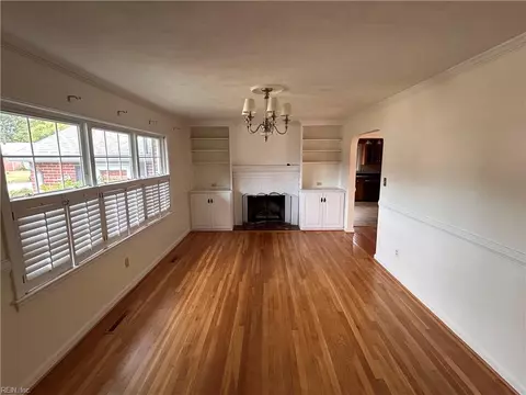 465 Beaumont St, Hampton, VA 23669 photo 4
