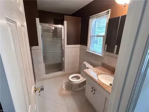 465 Beaumont St, Hampton, VA 23669 photo 8