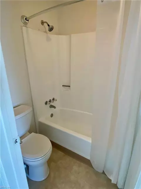 Bath - 3209 Clover Rd E, Chesapeake, VA 23321 photo 3 of 3