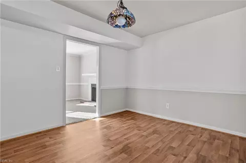 210 Eastlawn Dr, Hampton, VA 23664 photo 9