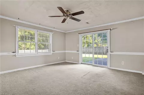 210 Eastlawn Dr, Hampton, VA 23664 photo 11