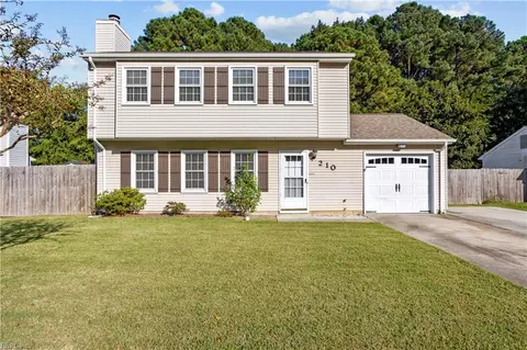 210 Eastlawn Dr, Hampton, VA 23664