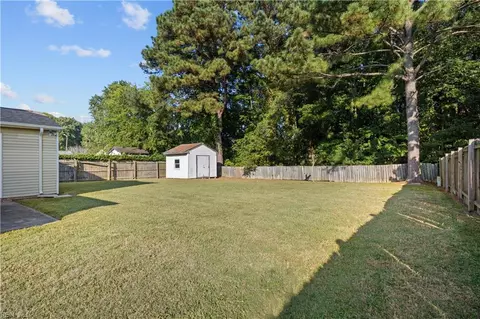 210 Eastlawn Dr, Hampton, VA 23664 photo 26