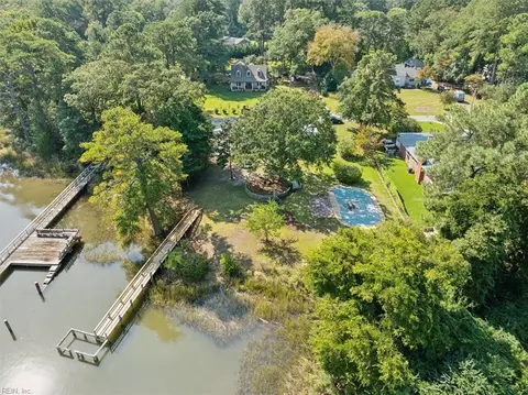View/Area - 340 Kemp Ln E, Chesapeake, VA 23325 photo 7 of 7